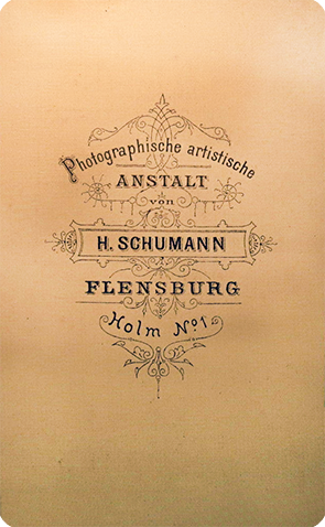 Flensburg - Schumann - Herrenportrait - verso