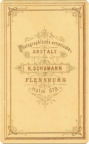 Flensburg - Schumann - Frauenbrustbild - verso