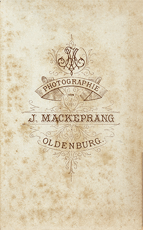 131701 - CDV - Oldenburg - Mackeprang - Frau mit Kleinkind - verso