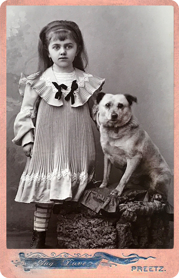 140301 - CAB - Preetz - Duve - Mädchen mit Hund - recte- klein