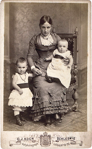 Schleswig - Koch - Frau mit 2 Kindern recte